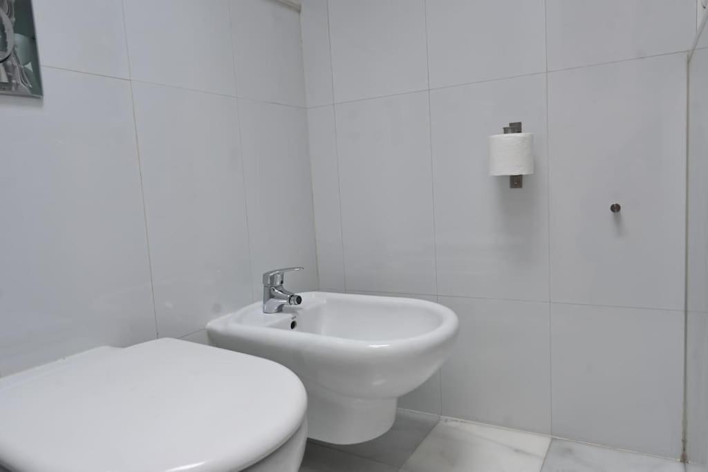 For You Rentals Apartamento Temporal Con Encanto A Pocos Metros Del Sol Myr13 Madri Exterior foto